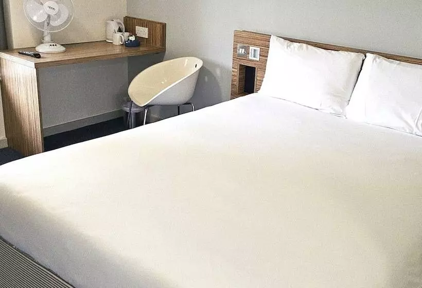 Go2 Hotels Burton Upon Trent Central