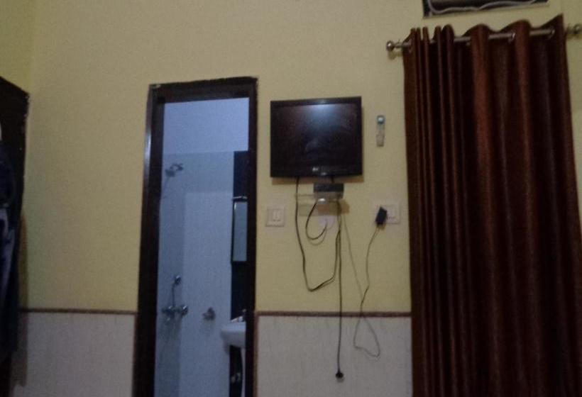 ホテル Aananda  Haridwar