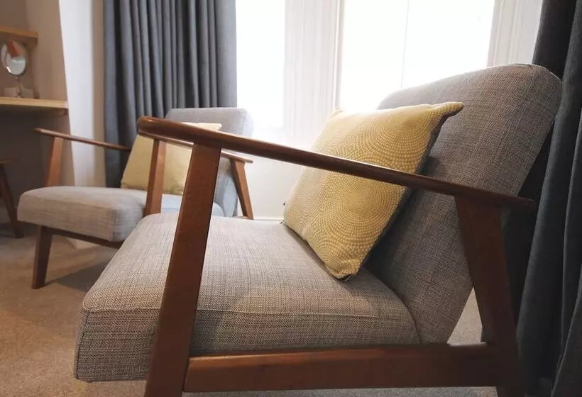 Andover House Hotel & Restaurant   Adults Only