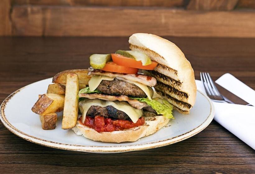 Andover House Hotel & Restaurant Adults Only