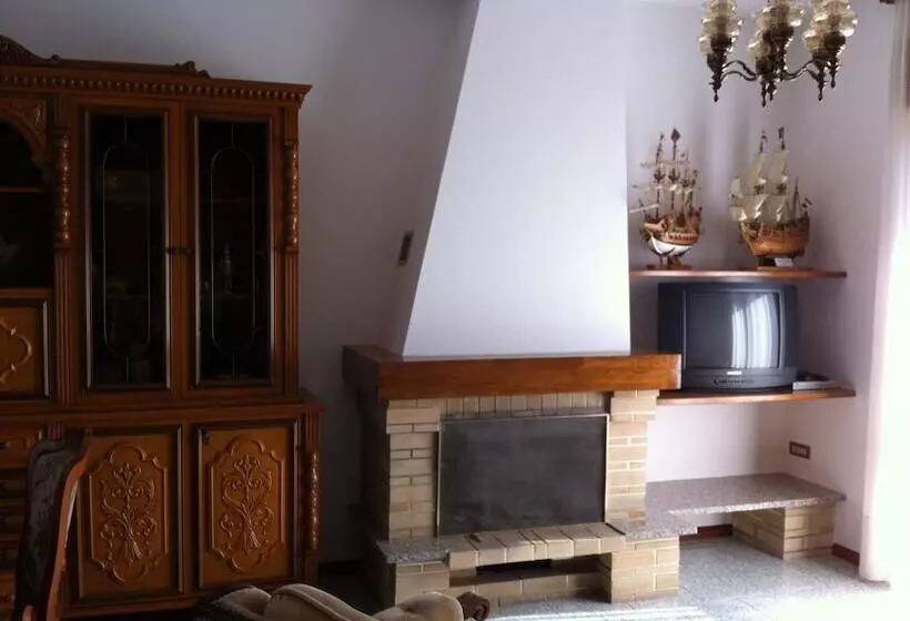 Hotelli B&b Da Leo
