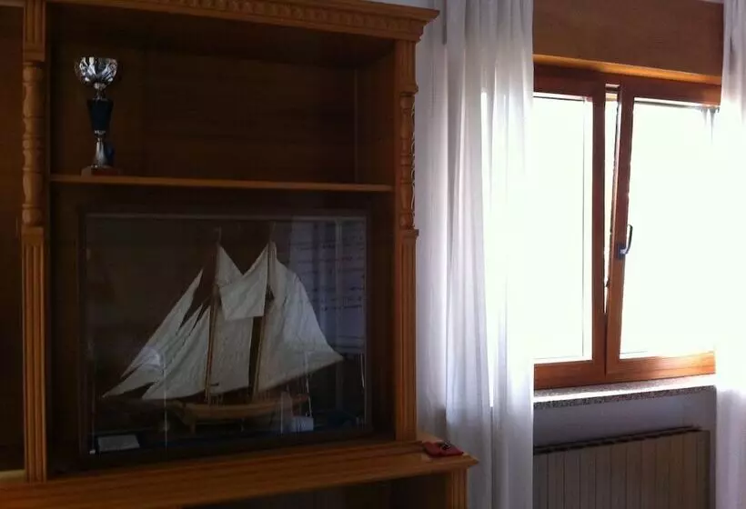Hotelli B&b Da Leo