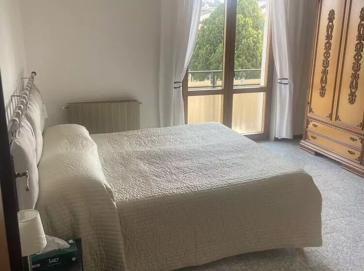 Hotelli B&b Da Leo