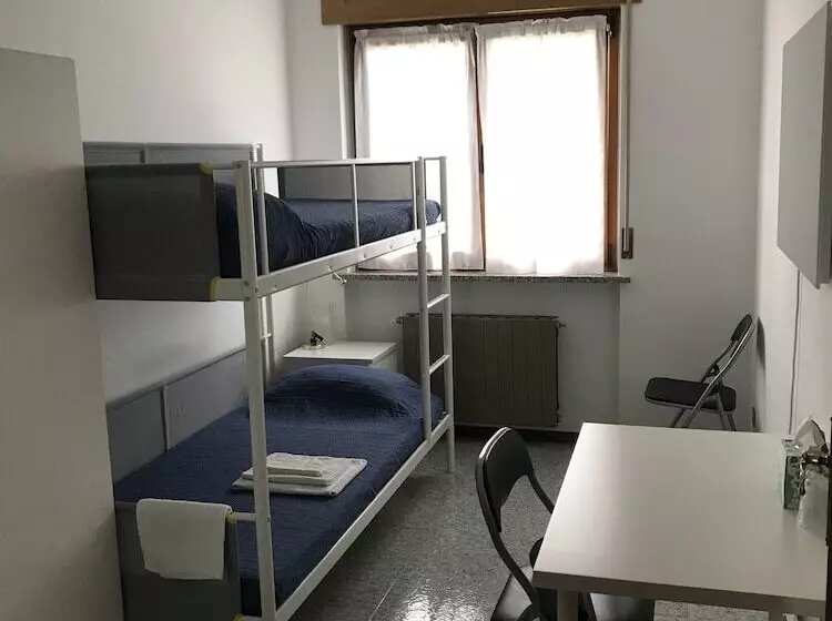 Hotelli B&b Da Leo