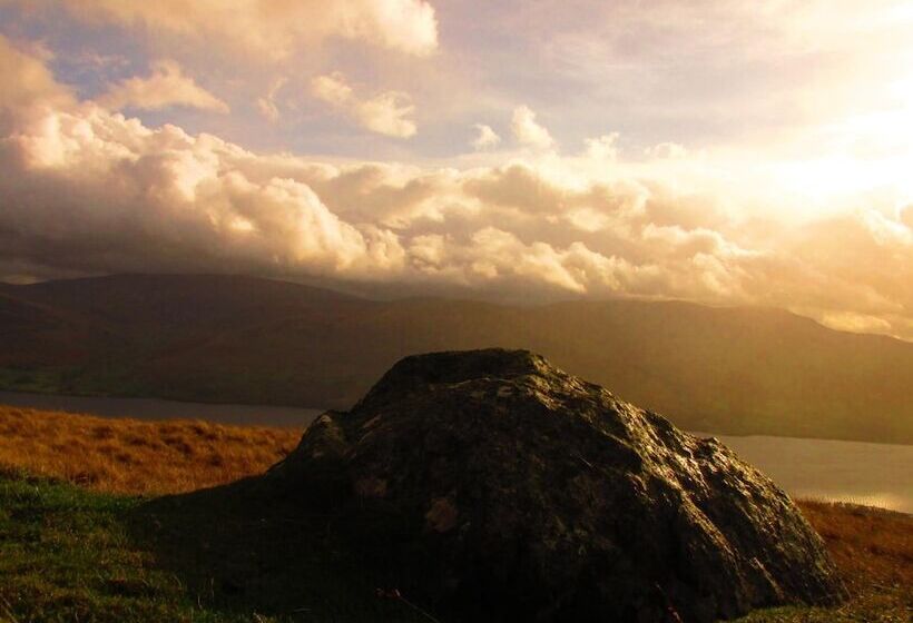 בית מלון כפרי Ben Lawers