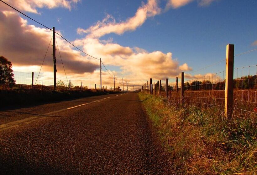 בית מלון כפרי Ben Lawers