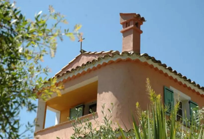 Hotelli B&b  Villa Coste D Or