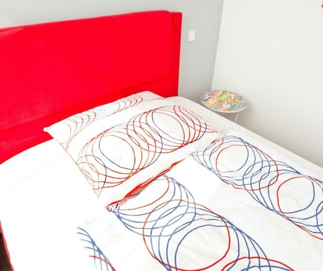 בית מלון כפרי Design Sleepy Cologne