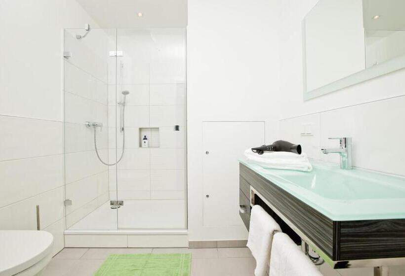 בית מלון כפרי Design Sleepy Cologne