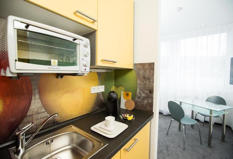 בית מלון כפרי Design Sleepy Cologne