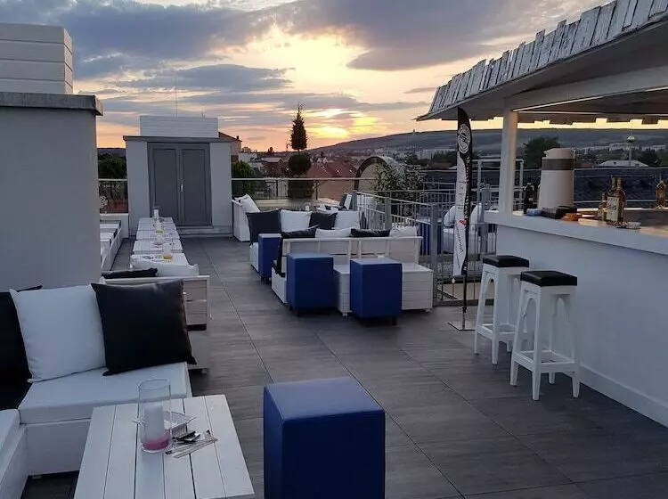Hotelli Grande Albergo Giancarlo