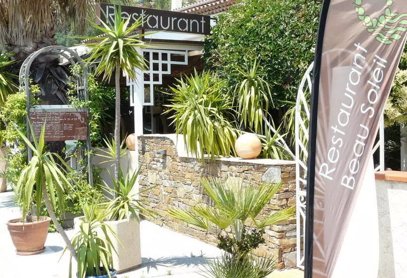 ホテル Hôtel Beau Soleil