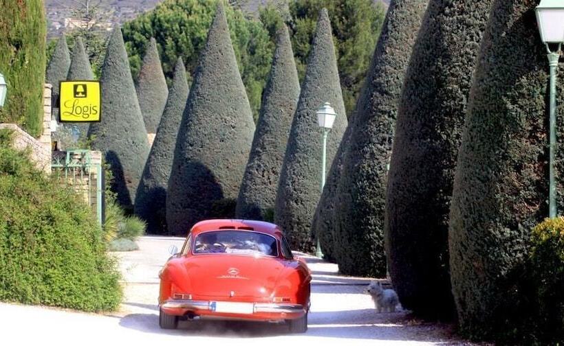 هتل Hôtel Carcarille Restaurant Le C