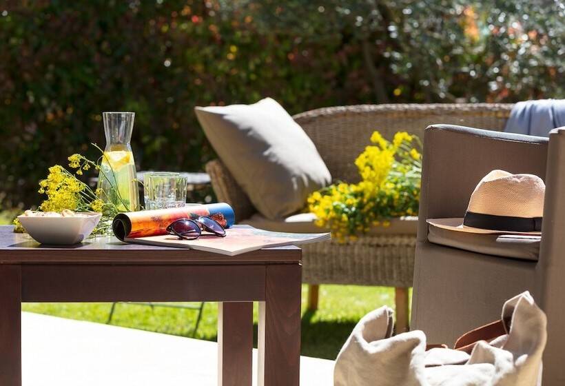 هتل Hôtel Carcarille Restaurant Le C