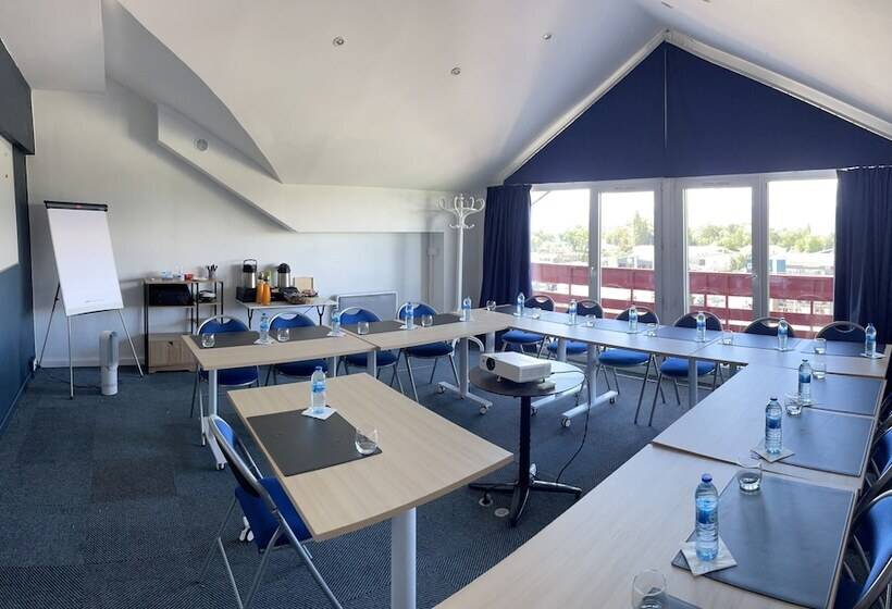 בית מלון כפרי Hôtel Côté Sud Léman