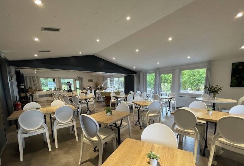 בית מלון כפרי Hôtel Côté Sud Léman