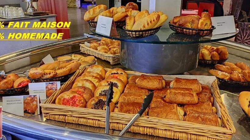 فندق Hôtel Des Lumières Lyon Meyzieu Arena Stadium