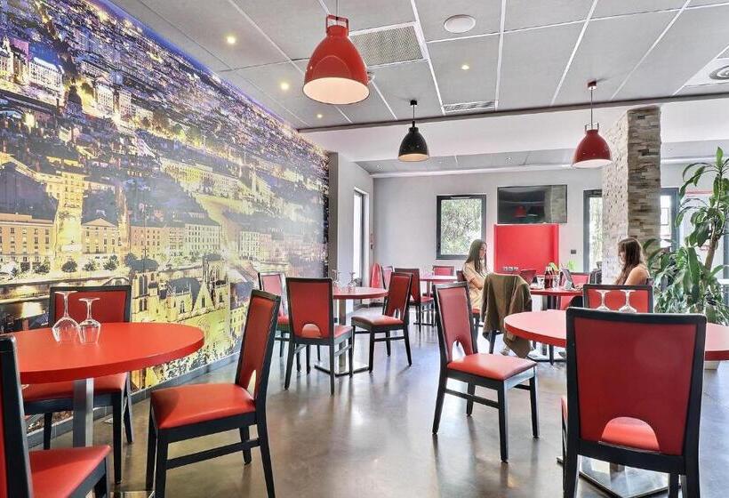 فندق Hôtel Des Lumières Lyon Meyzieu Arena Stadium