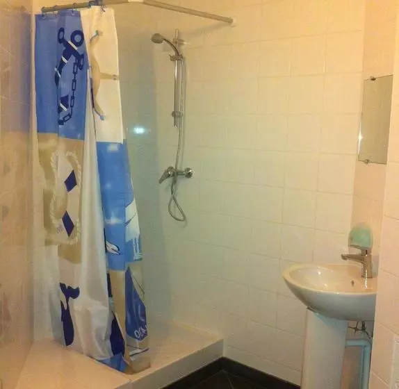 هتل Hôtel Moderne