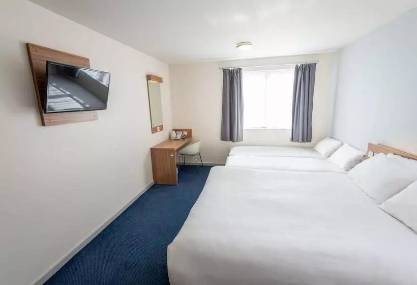 Go2 Hotels Burton Upon Trent Central