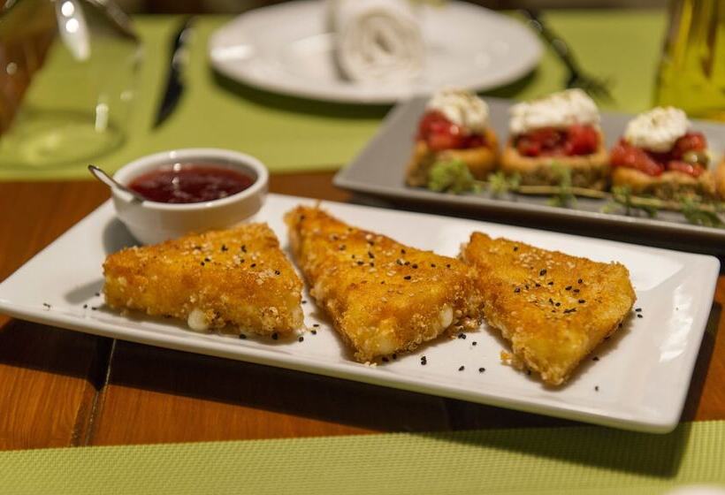 ホテル Kaliviani Traditional