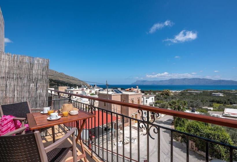 ホテル Kaliviani Traditional