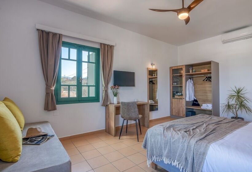 ホテル Kaliviani Traditional