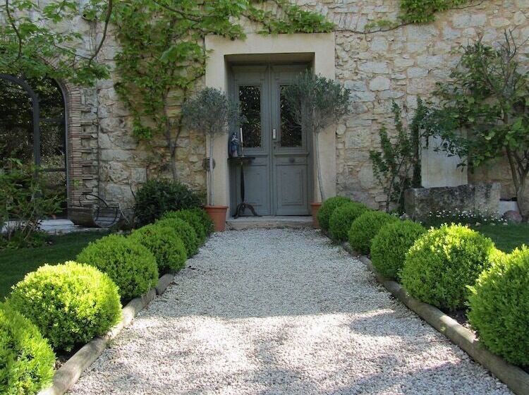 בית מלון כפרי Les Rosées