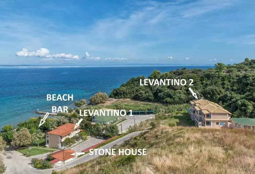 هتل Levantino Studios & Apartments