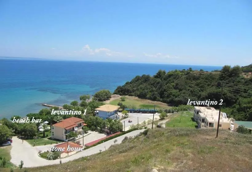 هتل Levantino Studios & Apartments