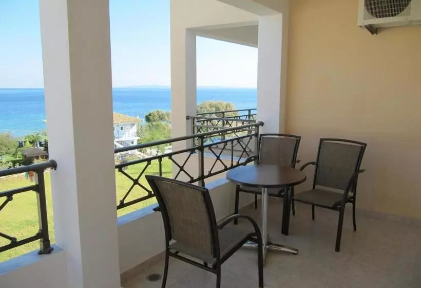 هتل Levantino Studios & Apartments