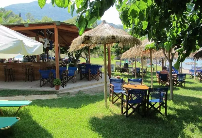 هتل Levantino Studios & Apartments