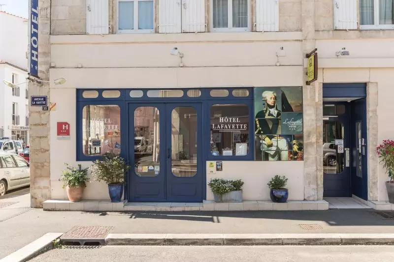 ホテル Logis Hôtel Lafayette Rochefort France