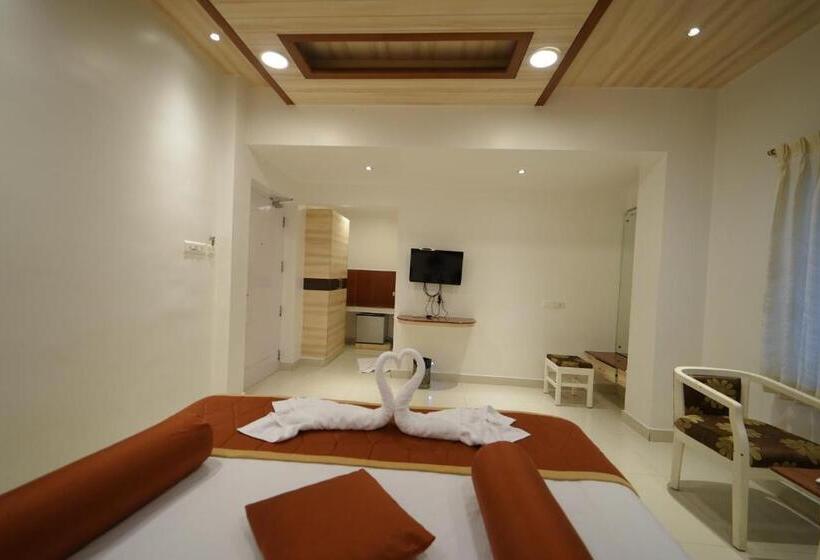 בית מלון כפרי Palmyra Grand Inn