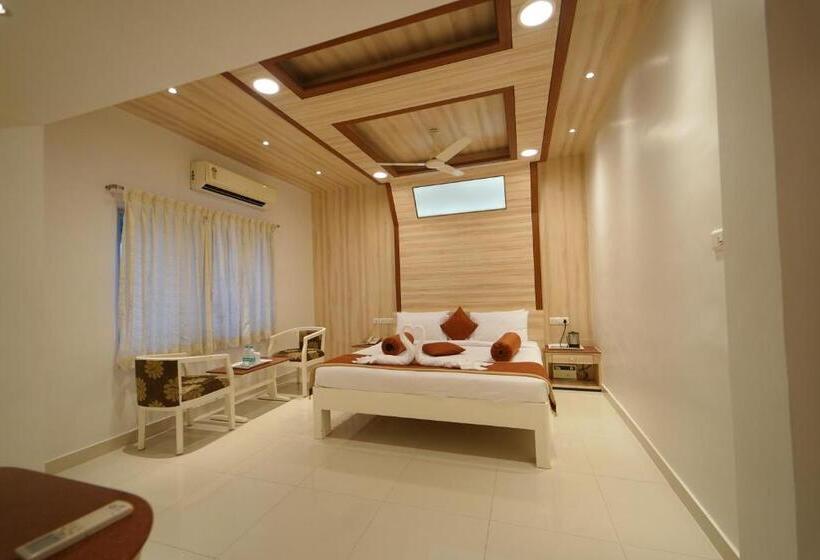 בית מלון כפרי Palmyra Grand Inn