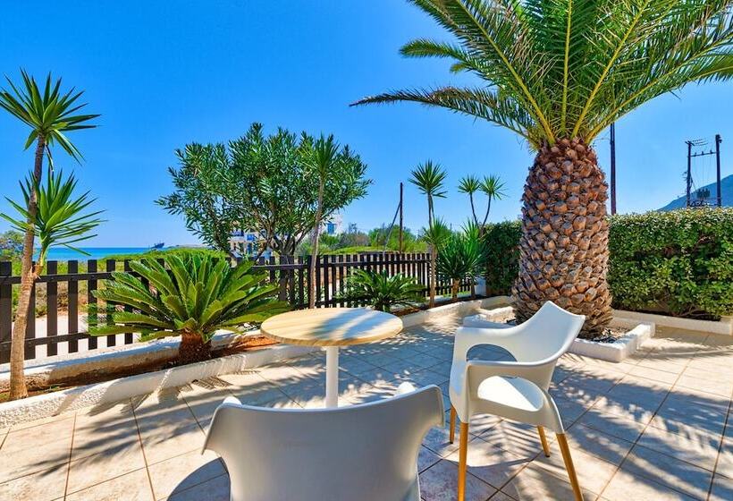 هتل Porto Diakofti