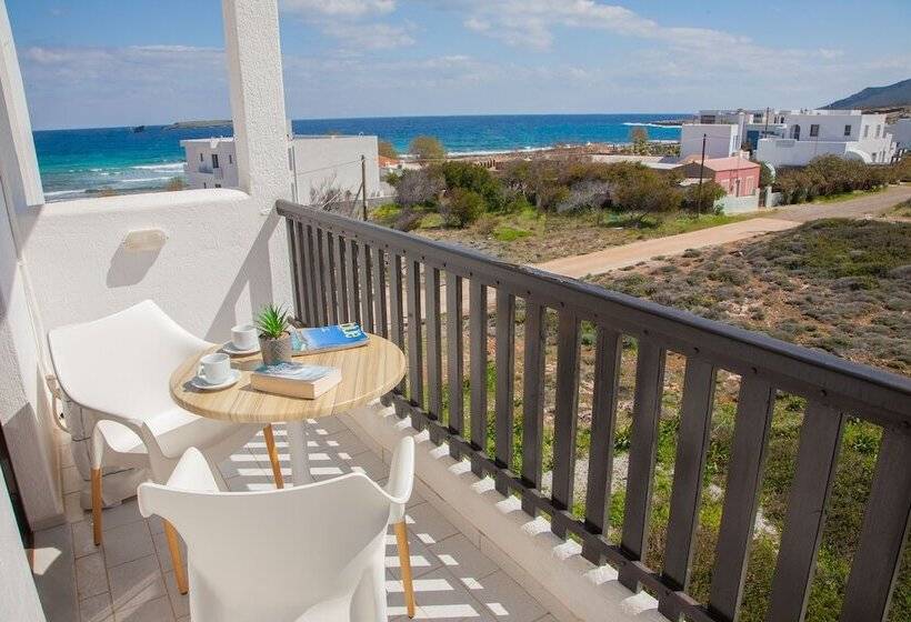 هتل Porto Diakofti