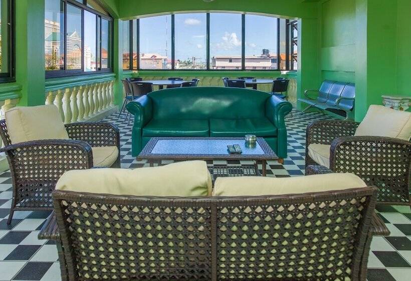 هتل Regency Suites