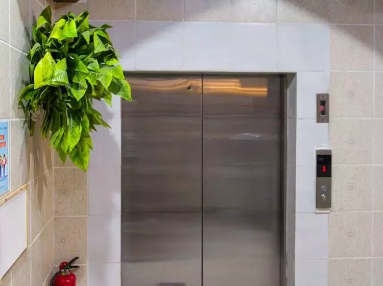 هتل Regency Suites