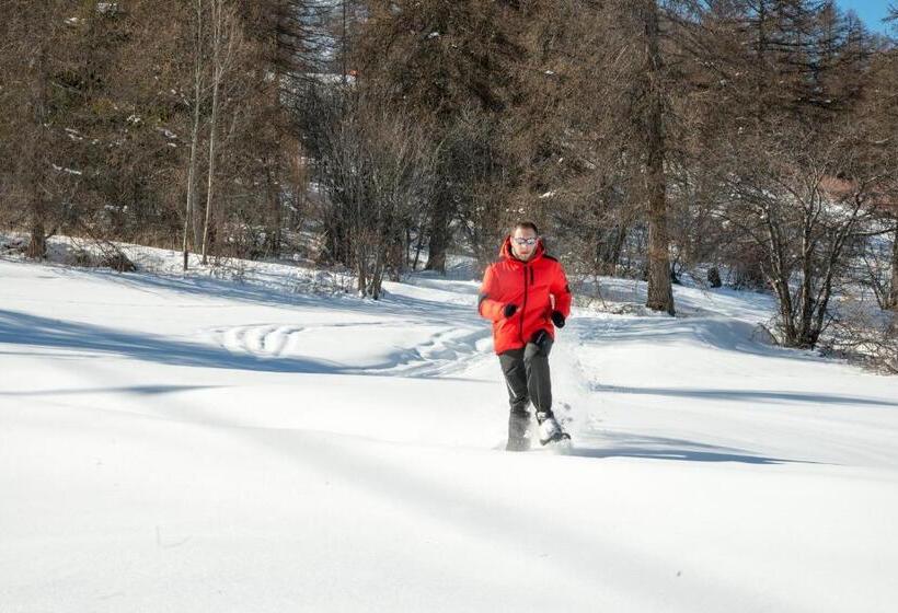 בית מלון כפרי Rock Noir & Spa