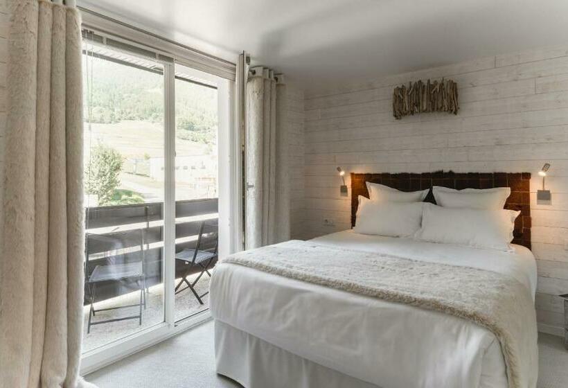 בית מלון כפרי Rock Noir & Spa