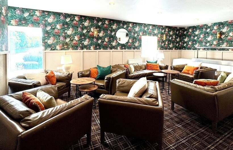 فندق Stone Trough