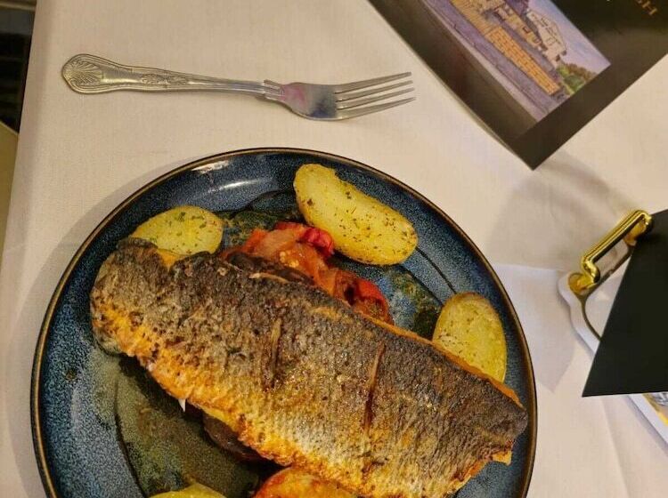 فندق Stone Trough