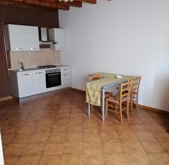 فندق Agriturismo Licensì Del Bresà