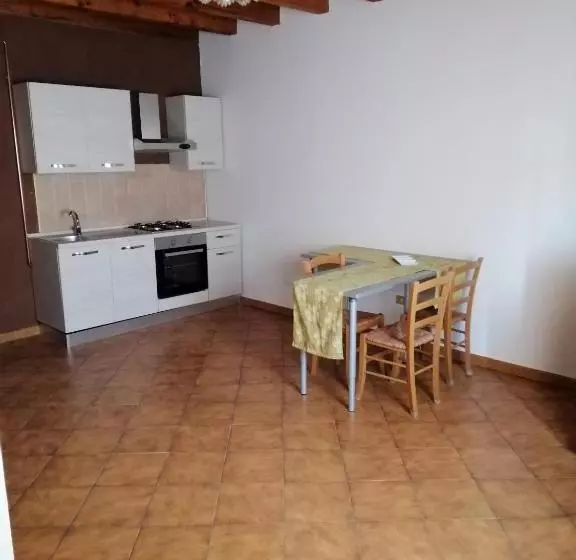 هتل Agriturismo Licensì Del Bresà