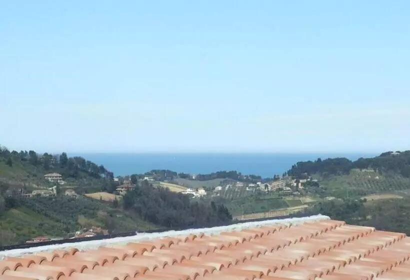 هتل Agriturismo Pesolillo