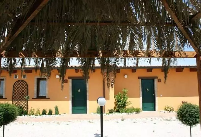 هتل Agriturismo Pesolillo