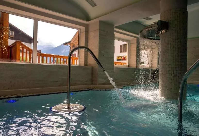 هتل Albergo Alla Rosa