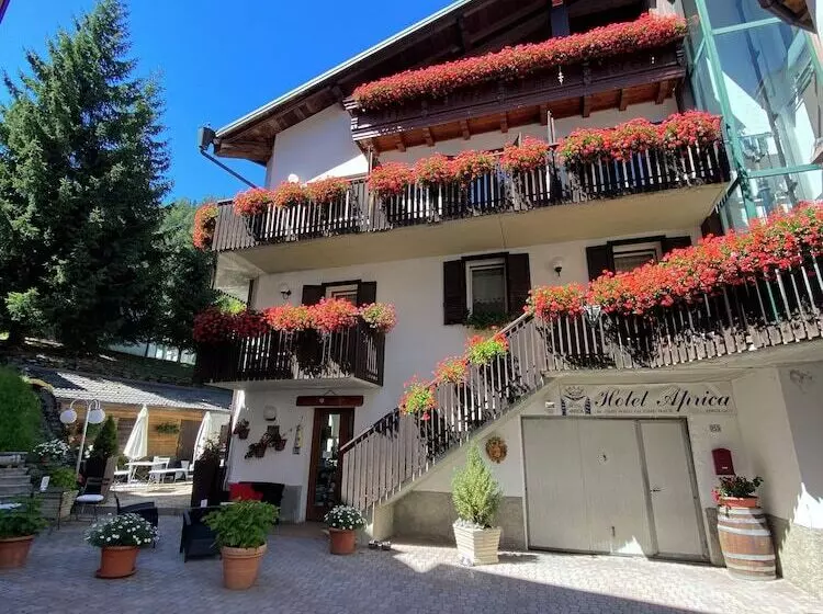 ホテル Albergo Aprica Garni