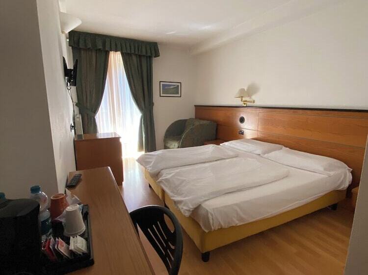 酒店 Albergo Aprica Garni